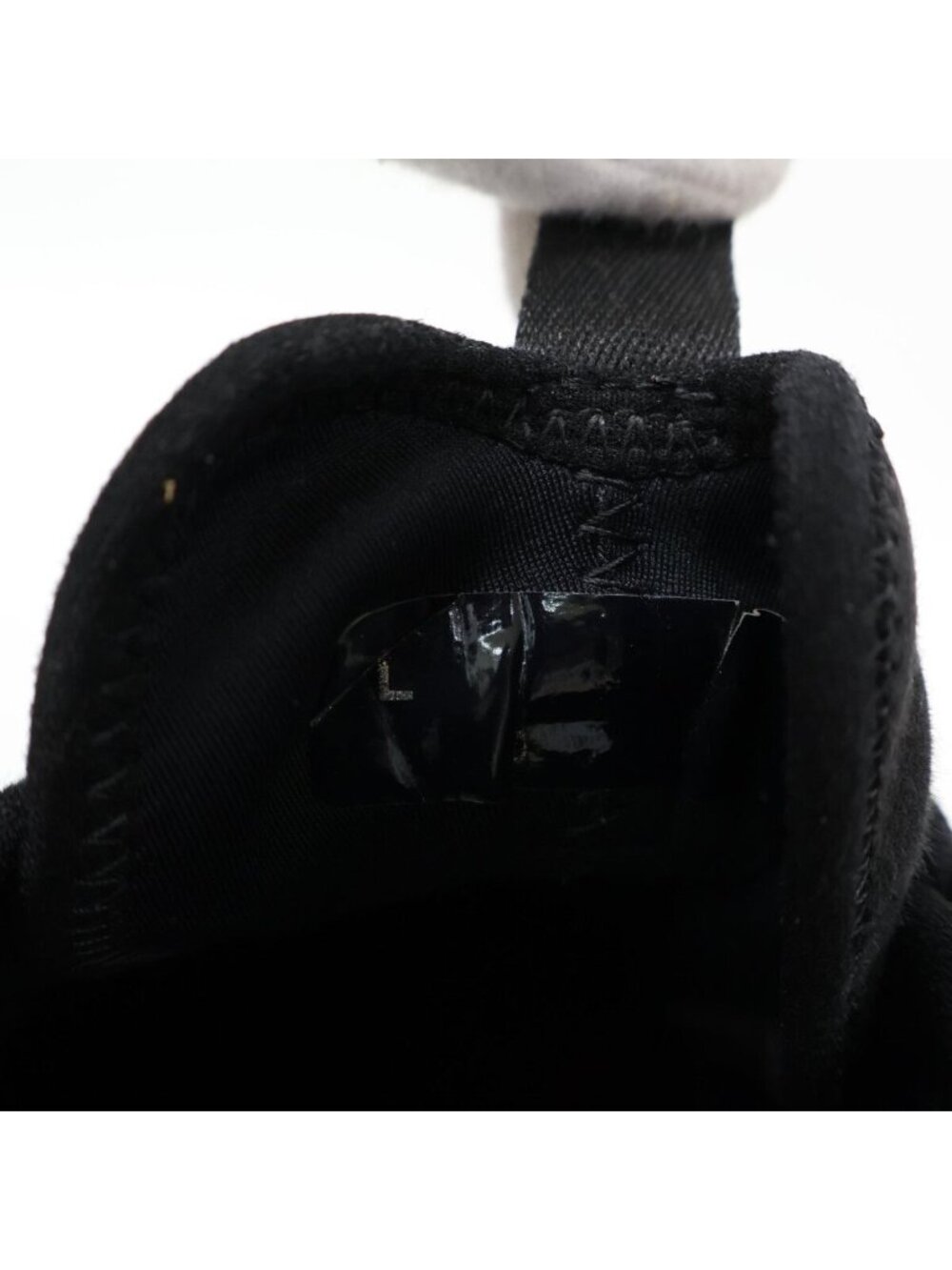 Chanel Velvet Calfskin & Mixed Fiber CC Logo Quilted Embossed Sole Low Cut - Picture 9 of 15